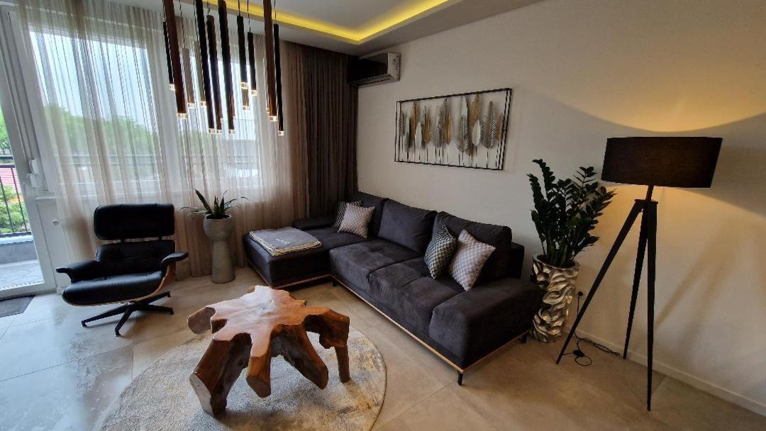 Family Resort Subotica Apartments 外观 照片