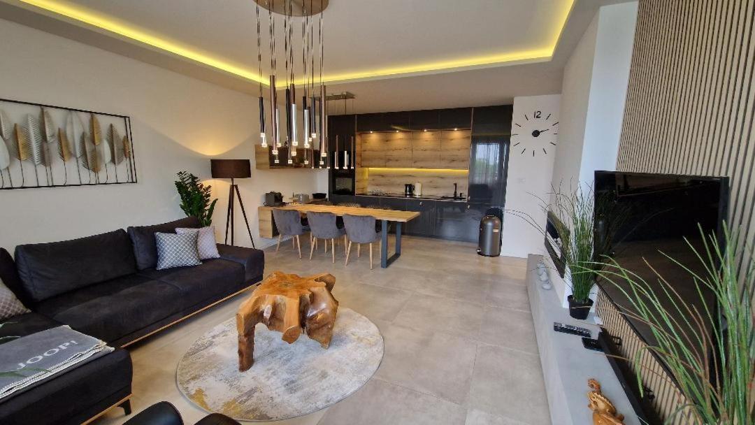 Family Resort Subotica Apartments 外观 照片